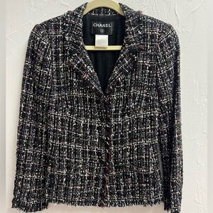 Chanel tweed blazer